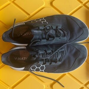 Vivo barefoot primus black and gum sole